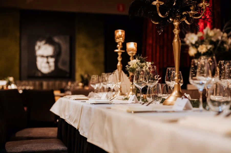 Sfeervolle feestzaal Pigalle in Lauwe, stijlvolle setting voor huwelijken, bedrijfsevents en familiefeesten